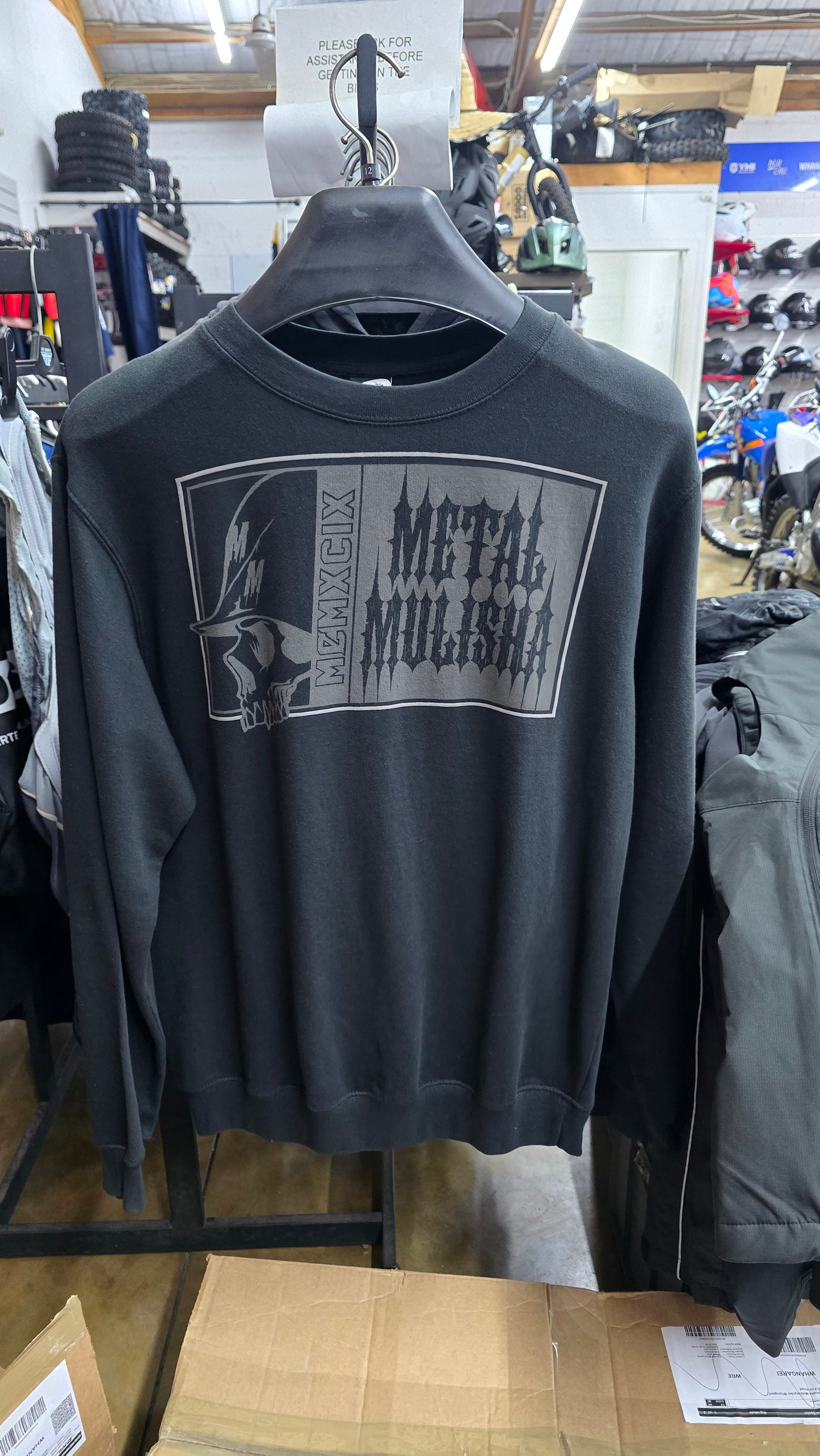 MM Revelations Crew - Medium