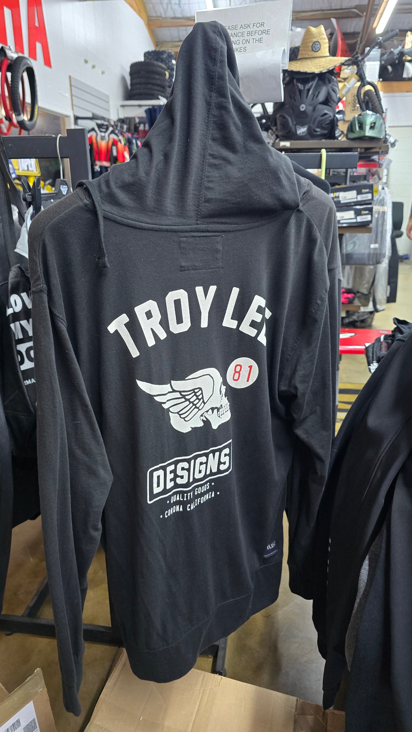 TLD Skully Zip Up - Large